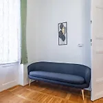 - Large - Cozy