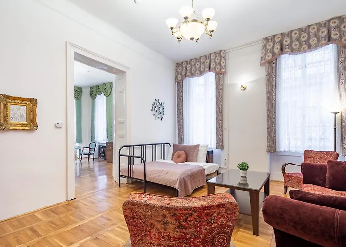- Large - Cozy * Budapest