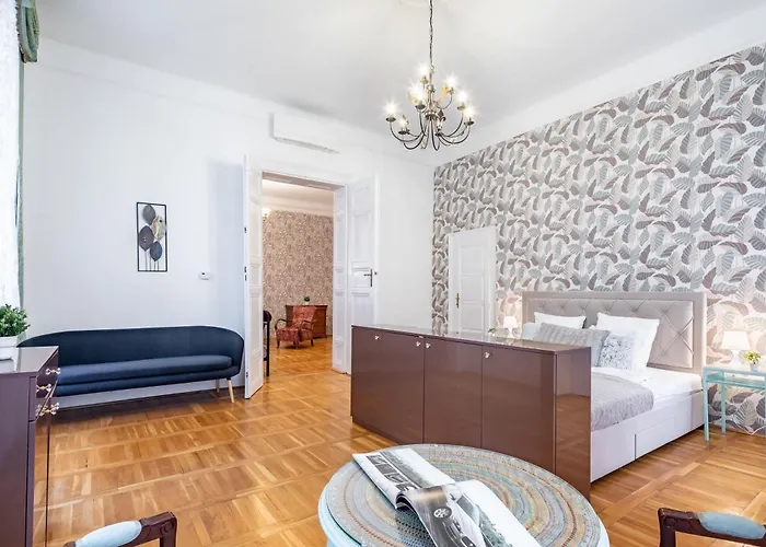 - Large - Cozy Apartamento *